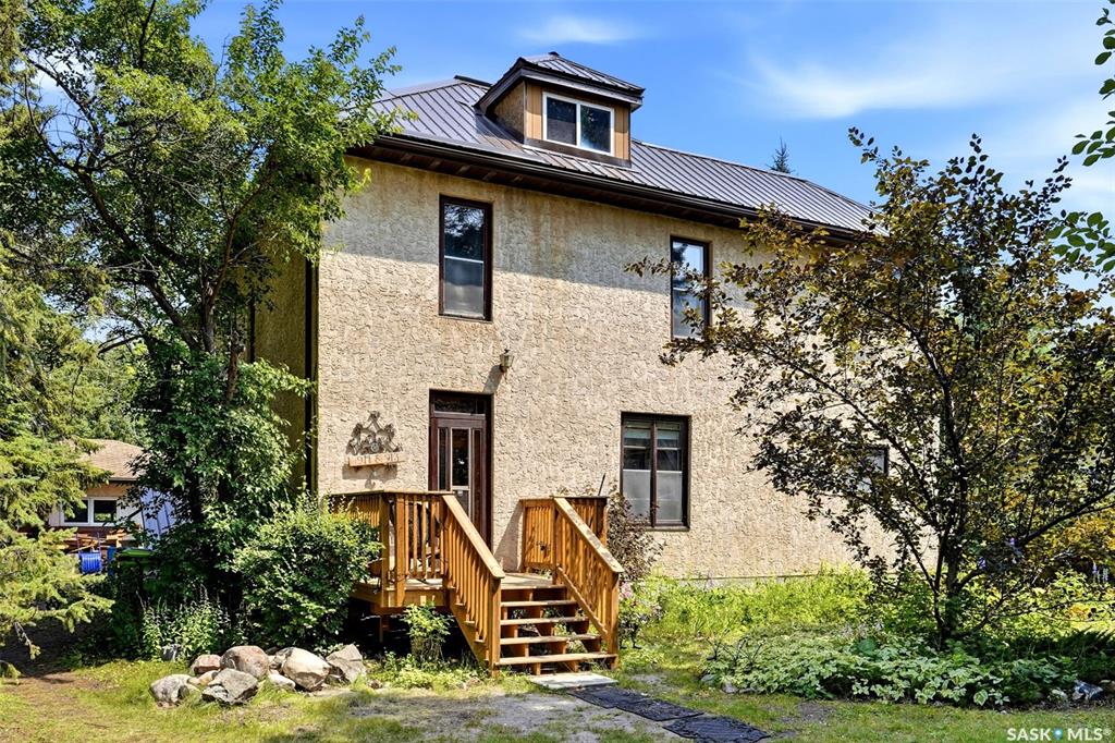 MLS® listing #SK043178 for sale located at 913 Boyle Street