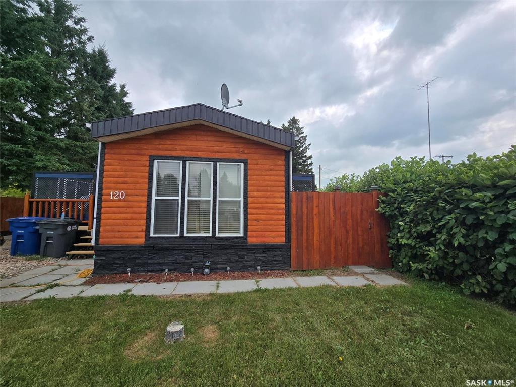 120 3rd Street W, SK043214, Saskatchewan,