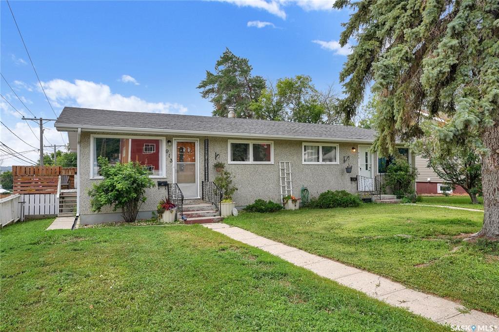 913 915 Hochelaga Street W, SK043228, Saskatchewan,