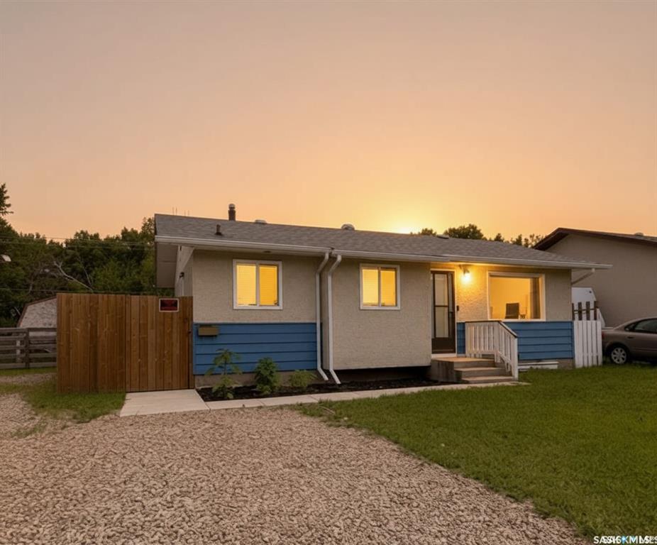 1982 13 Th Street W, SK043274, Saskatchewan,