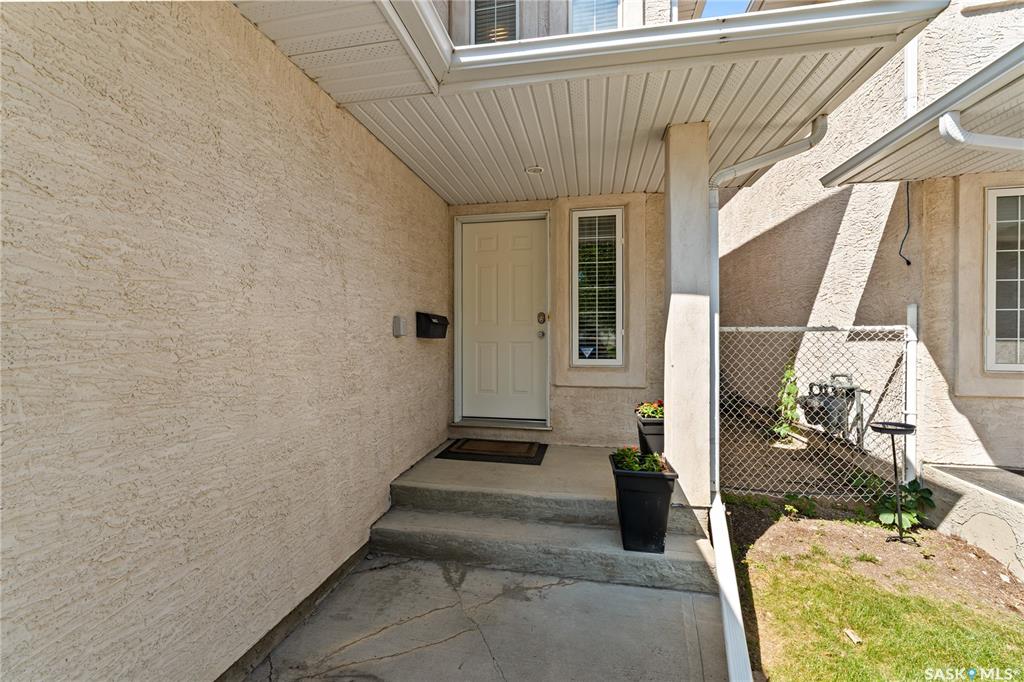 Second View of 2274 Atkinson Street, Broders Annex, Regina, Saskatchewan, S4N 7R2
