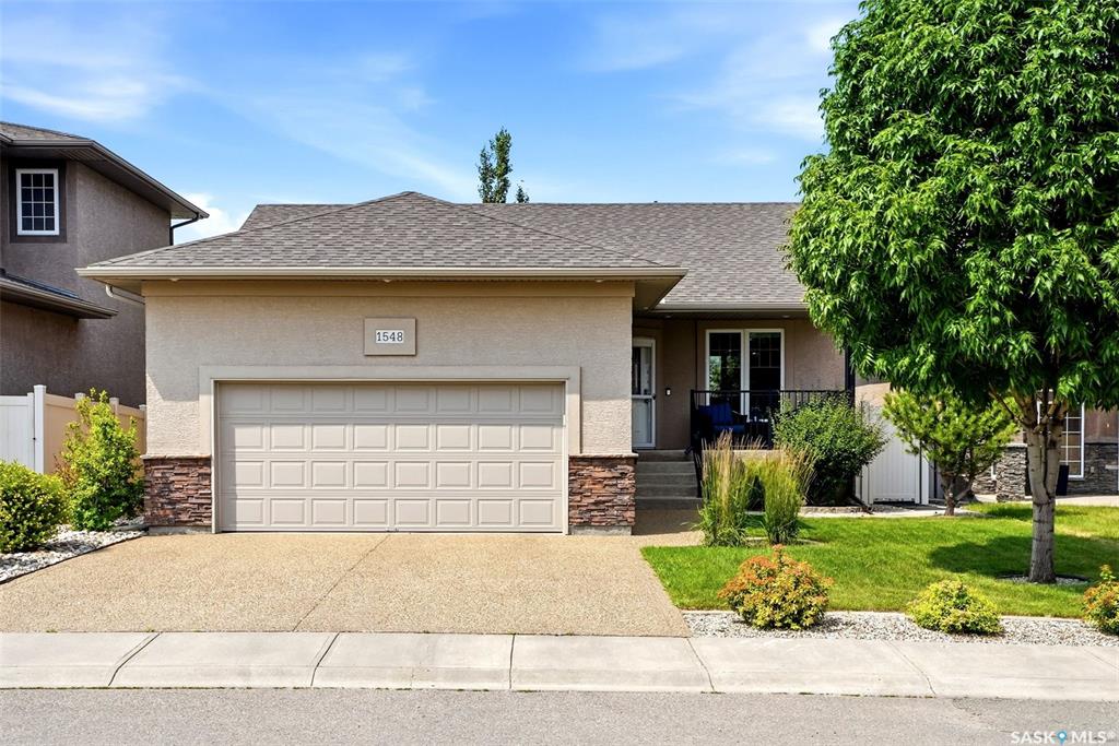 MLS® listing #SK043370 for sale located at 1548 Maple Hill Crescent N