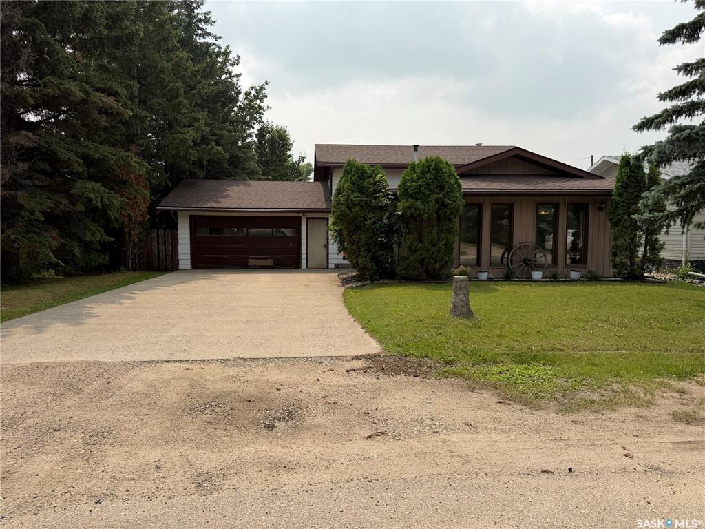 202 1st Street E, SK043404, Saskatchewan,