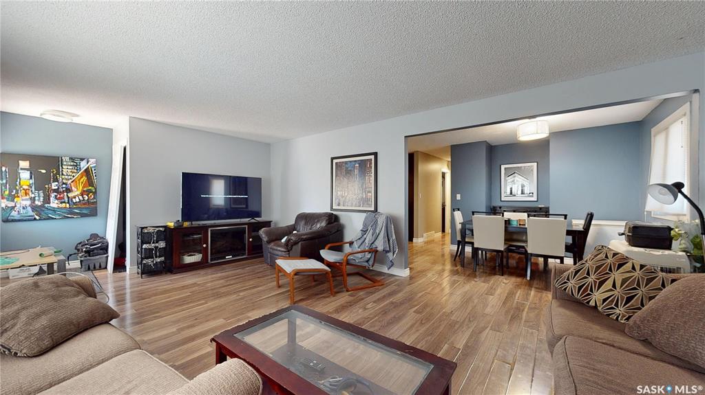 Fifth View of 6 Higgins Bay, Uplands, Regina, Saskatchewan, S4R 6B6