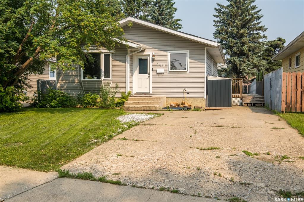 209 Macdowall Crescent, SK043422, Saskatchewan,