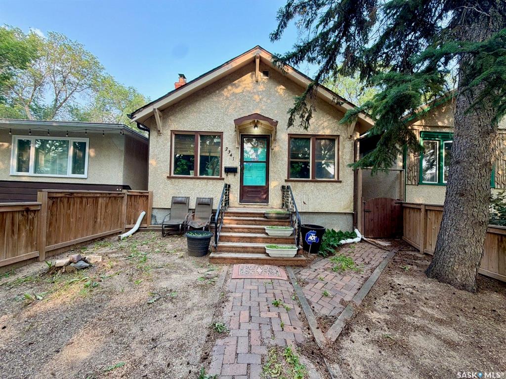 2341 Elphinstone Street, SK043461, Saskatchewan,