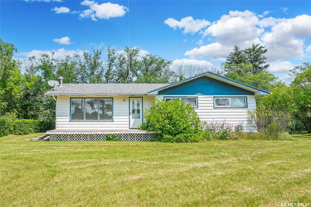 Highway 16 Acreage, SK043462, Saskatchewan,