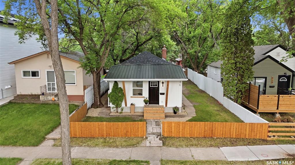 836 I Avenue S, SK043526, Saskatchewan,