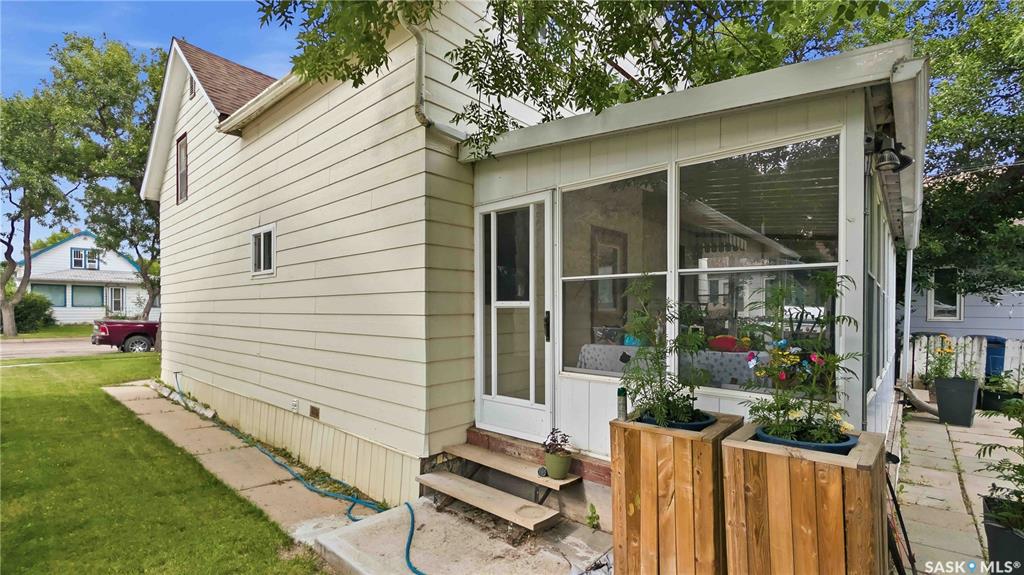 202 2nd Avenue E, SK043581, Saskatchewan,