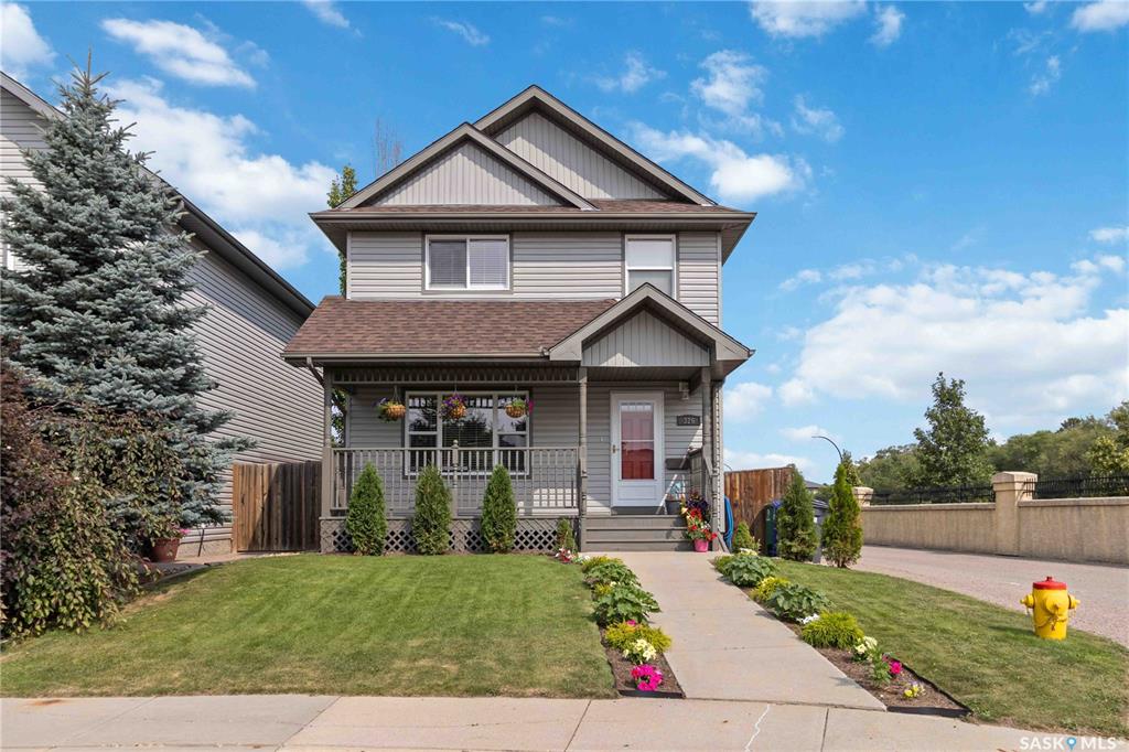 Second View of 326 Denham Court, Hampton Village, Saskatoon, Saskatchewan, S7R 1E5