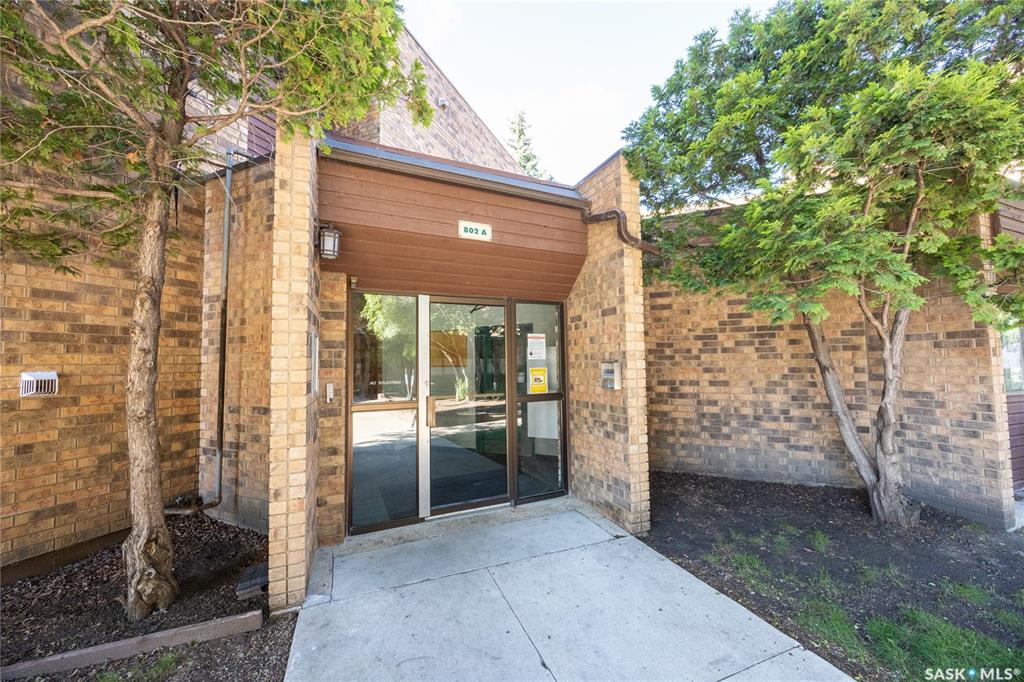 Second View of 802 A Kingsmere Boulevard #306, Lakeview SA, Saskatoon, Saskatchewan, S7J 4B7