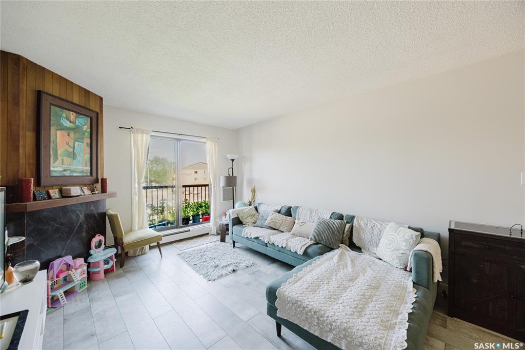 Fourth View of 802 A Kingsmere Boulevard #306, Lakeview SA, Saskatoon, Saskatchewan, S7J 4B7