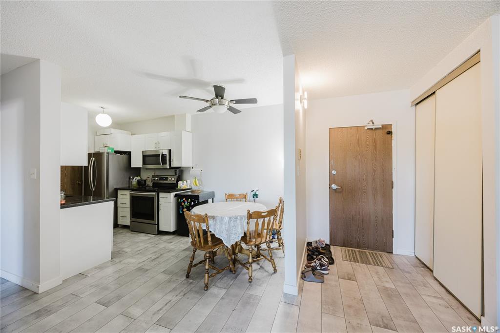 Fifth View of 802 A Kingsmere Boulevard #306, Lakeview SA, Saskatoon, Saskatchewan, S7J 4B7