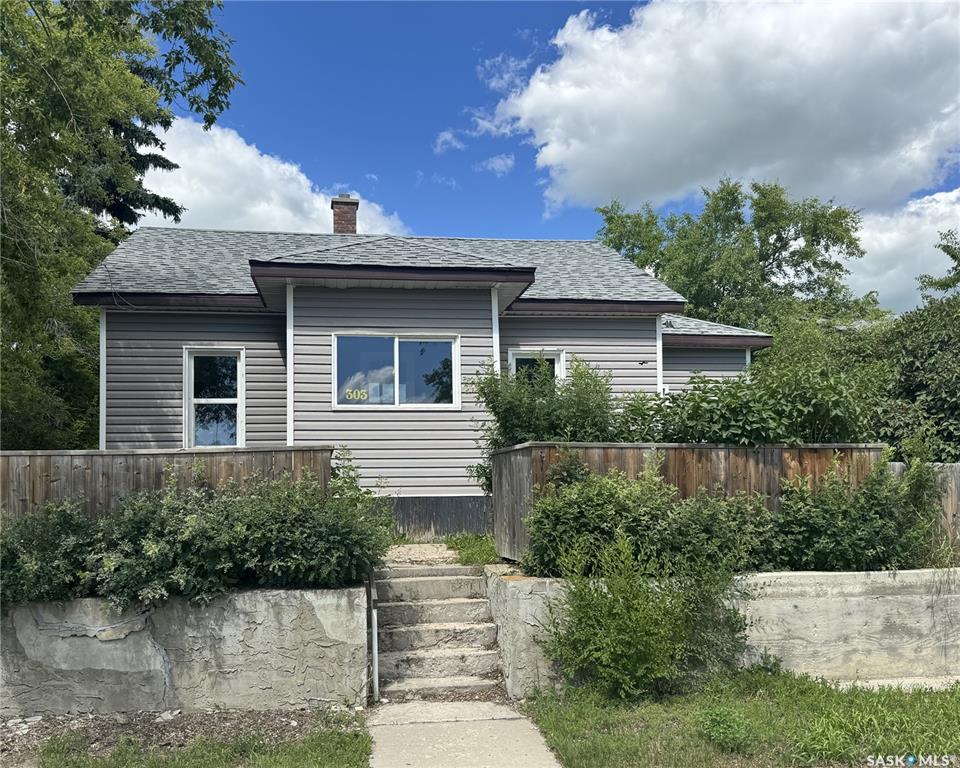 303 4th Avenue W, SK043616, Saskatchewan,