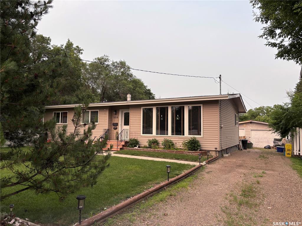 220 4th Street, SK043620, Saskatchewan,