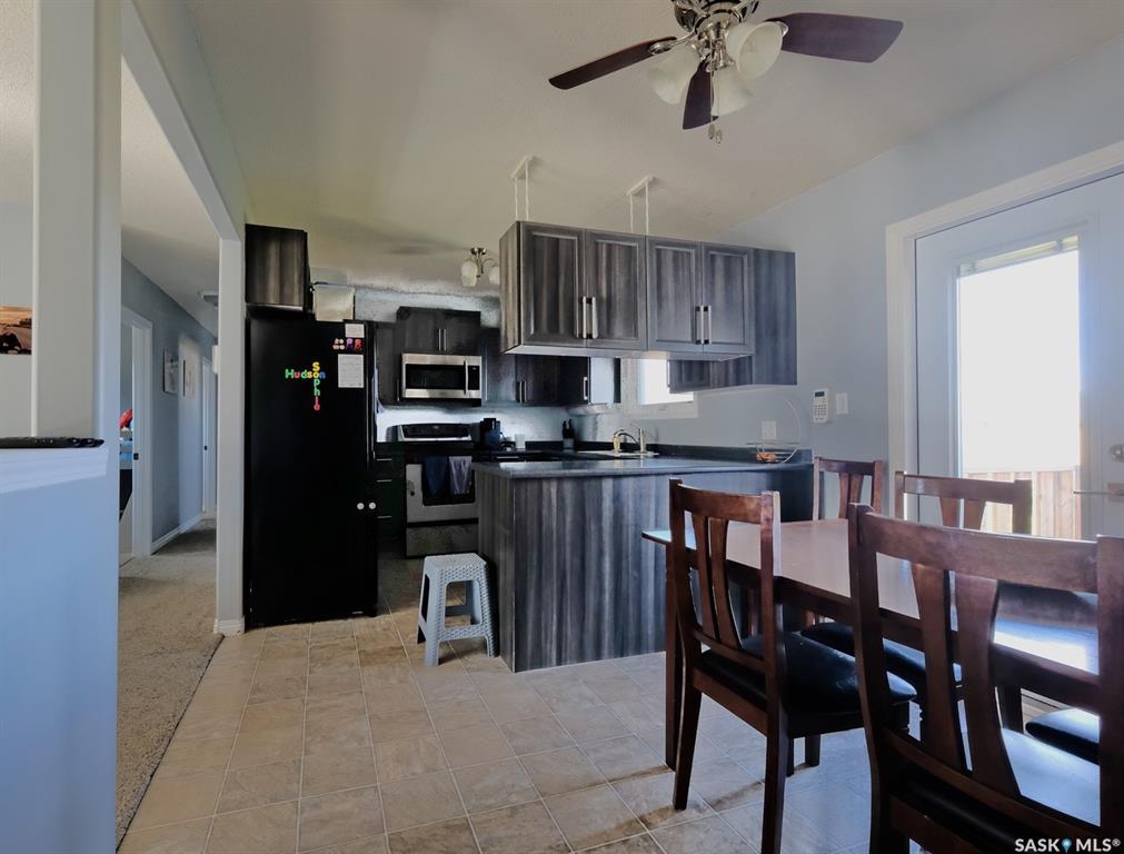 Fourth View of 1002 King Street, Rosetown, Saskatchewan, S0L 2V0