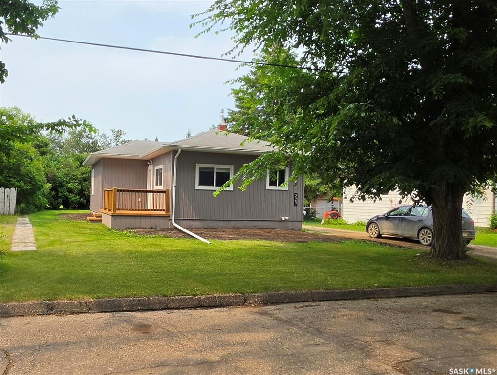 223 3rd Street Ne, SK043674, Saskatchewan,
