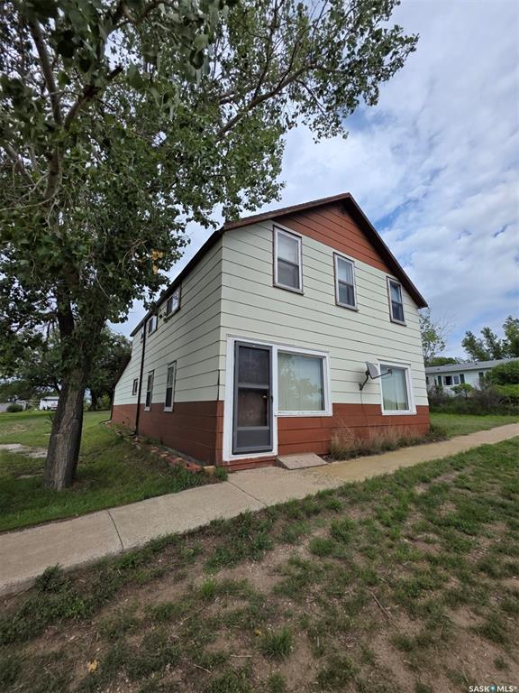 529 533 Railway Avenue, SK043738, Saskatchewan,