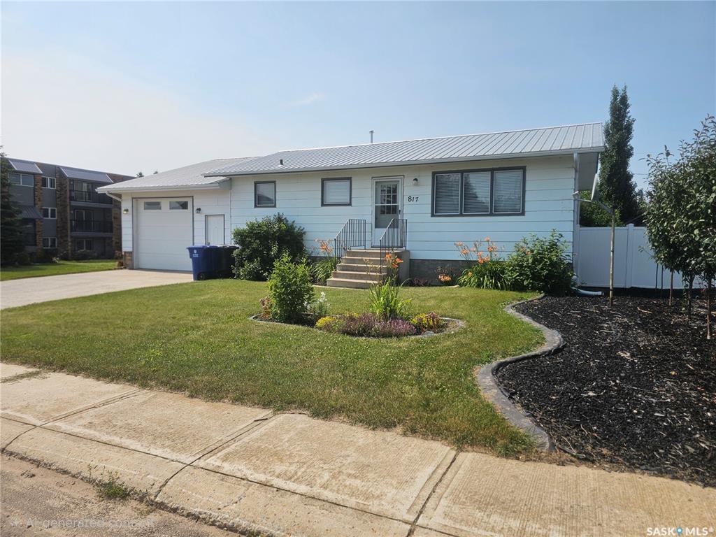 817 2nd Street W, SK043779, Saskatchewan,