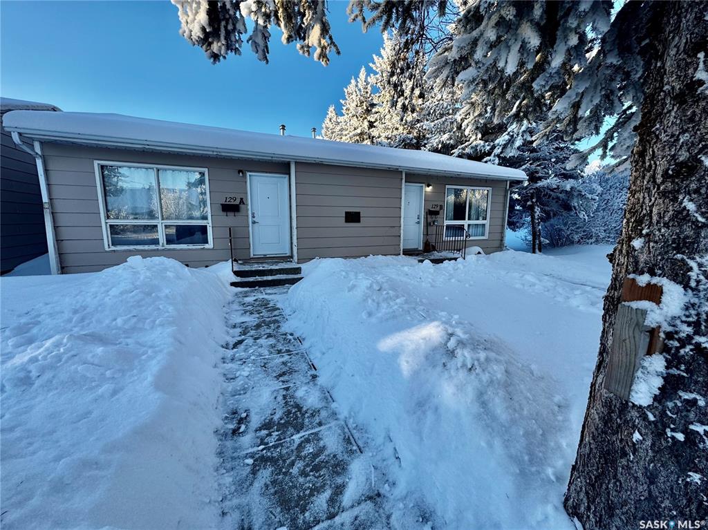 129 1st Avenue W #A & B, SK043788, Saskatchewan,