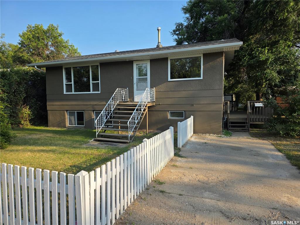 1422 Crawford Avenue, SK043811, Saskatchewan,