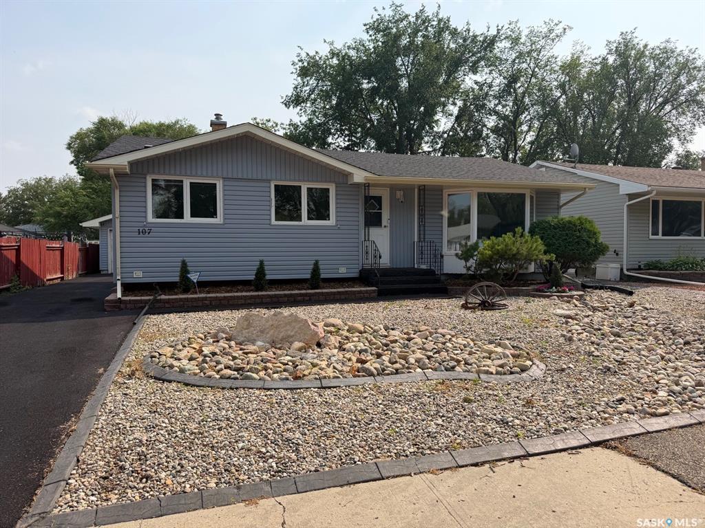 MLS® listing #SK043839 for sale located at 107 Merlin Crescent