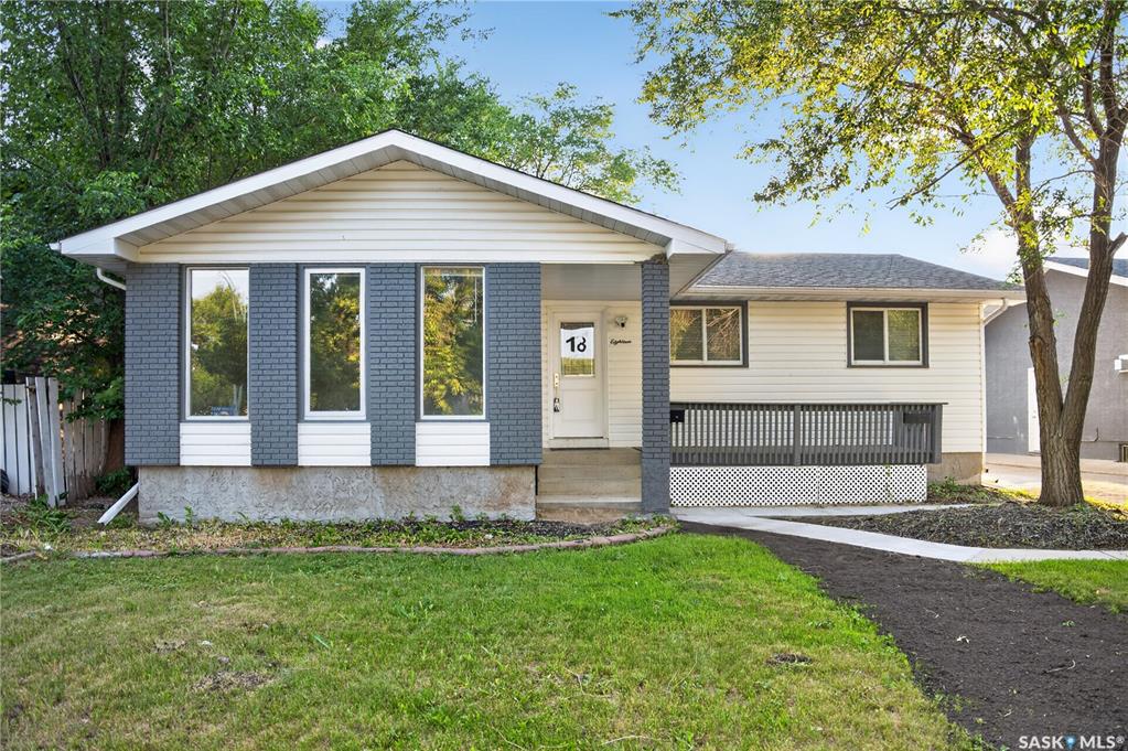MLS® listing #SK043850 for sale located at 18 University Park Drive