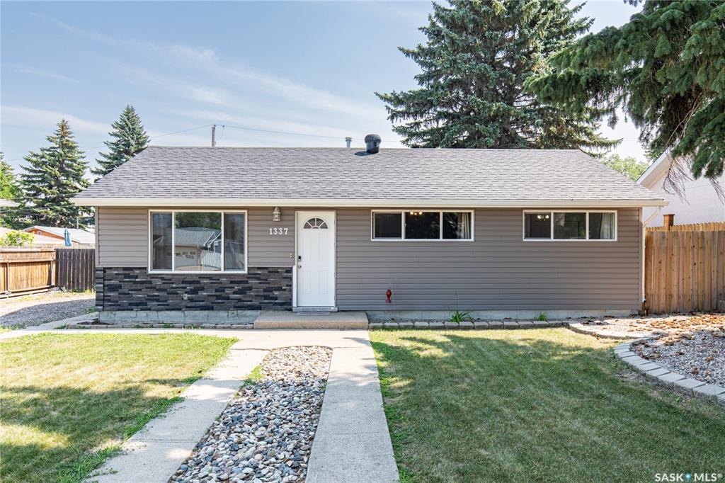 1337 7th Avenue Nw, SK043889, Saskatchewan,