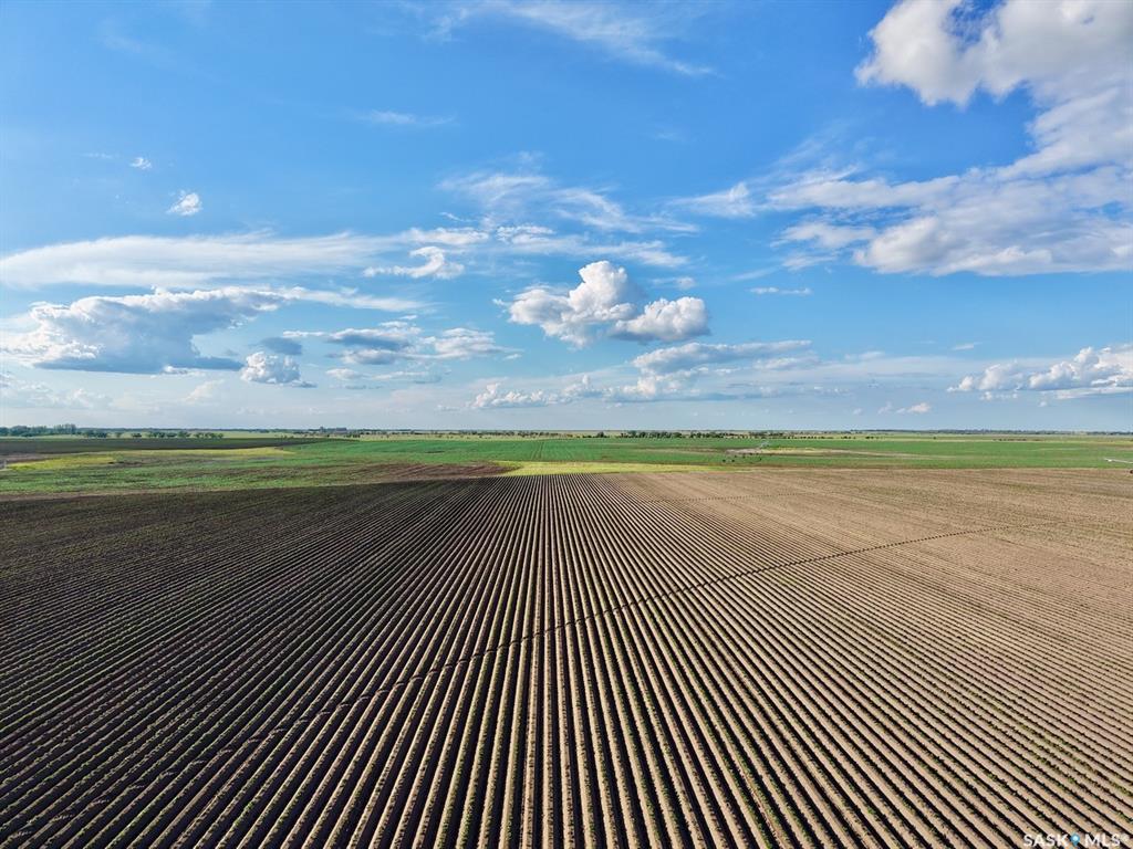 Outlook 1,114 acres of Irrigation Farmland (MAV), SK043895, Saskatchewan,