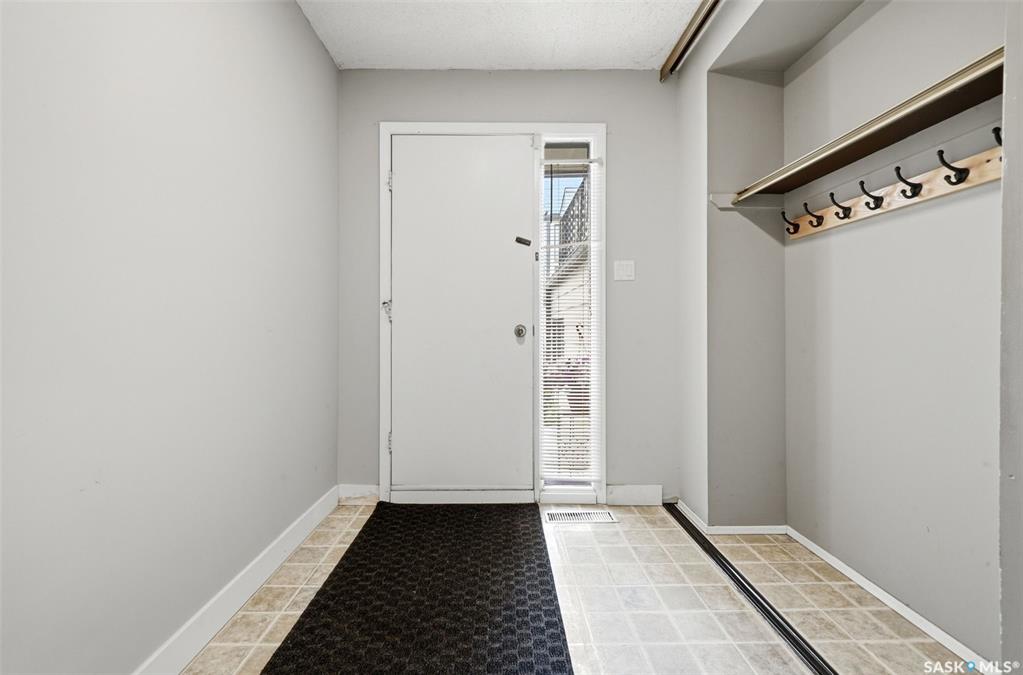 Second View of 5136 10th Avenue, Pioneer Village, Regina, Saskatchewan, S4T 7P5