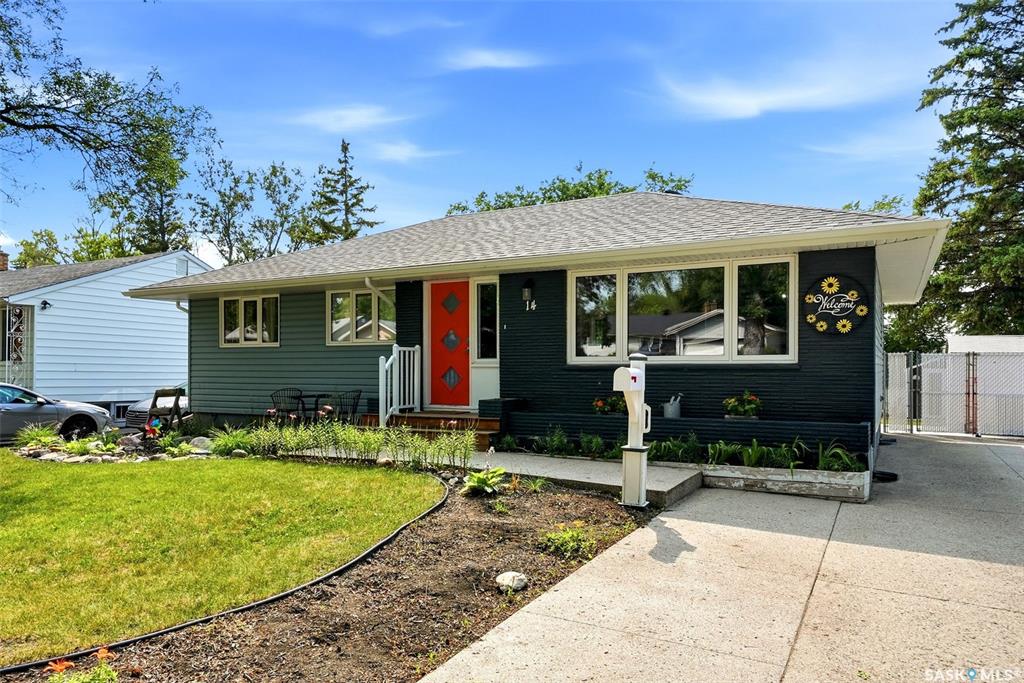 MLS® listing #SK043922 for sale located at 14 Bell Street