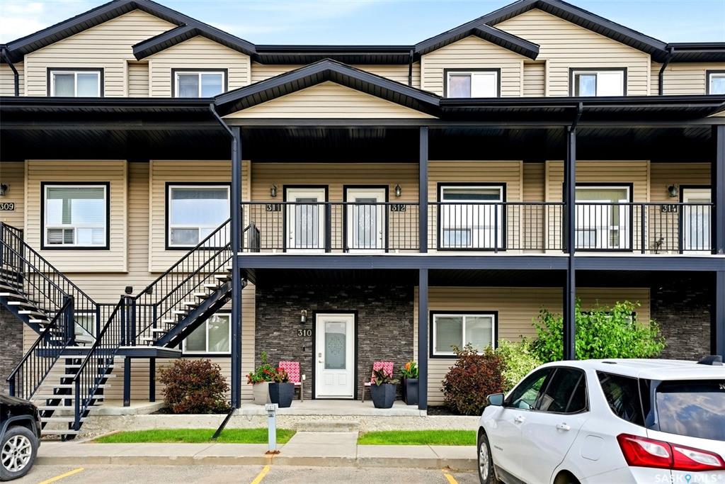 MLS® listing #SK043976 for sale located at 3822 Dewdney Avenue E #312