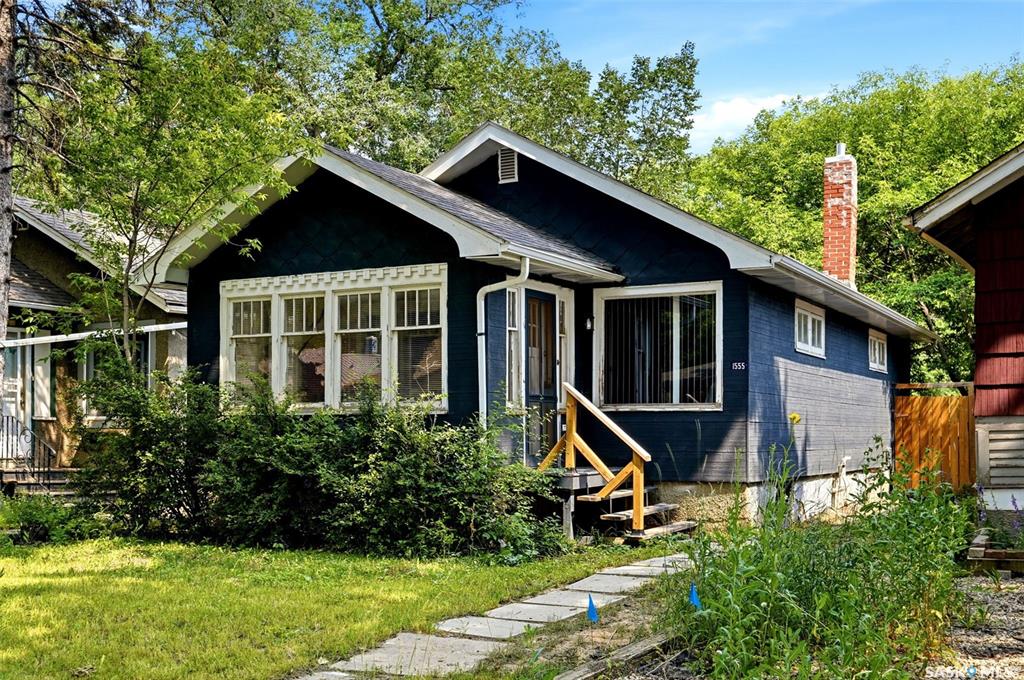 MLS® listing #SK044012 for sale located at 1555 Retallack Street