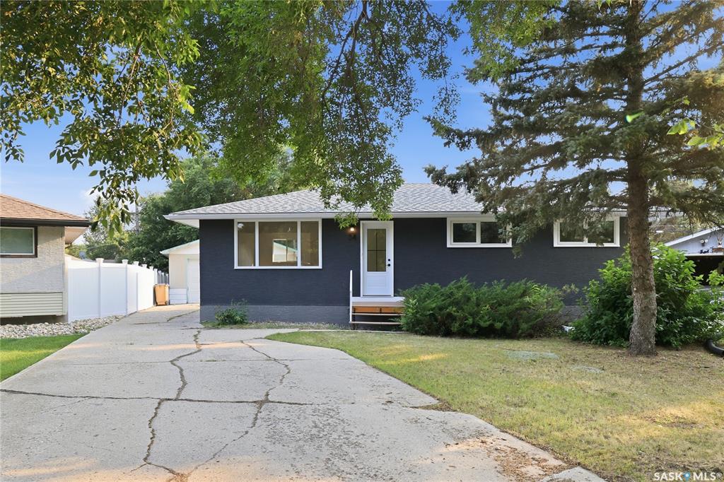 MLS® listing #SK044033 for sale located at 34 Ottawa Place