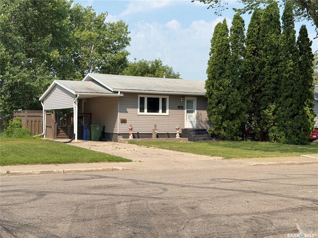 348 Myrtle Avenue, SK044094, Saskatchewan,