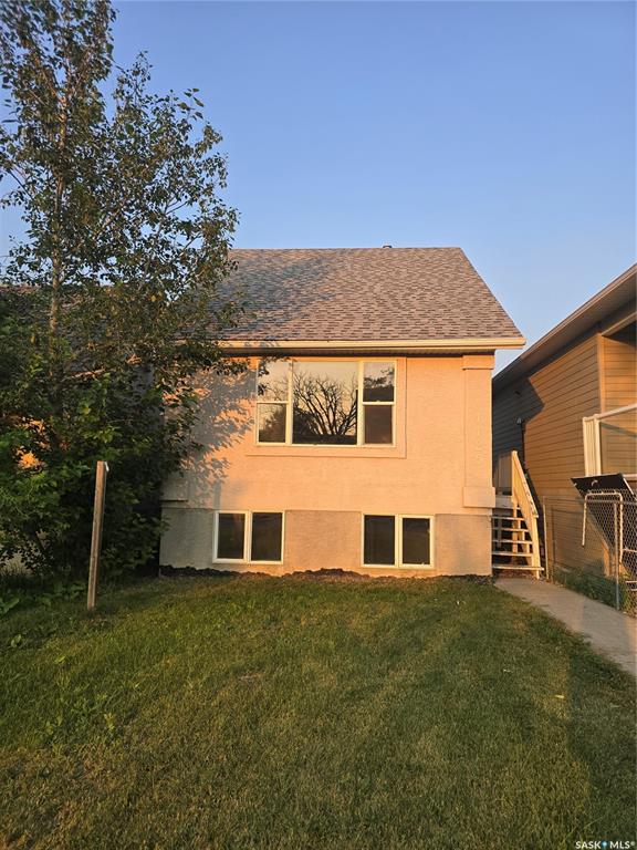 MLS® listing #SK044111 for sale located at 1125 Mctavish Street