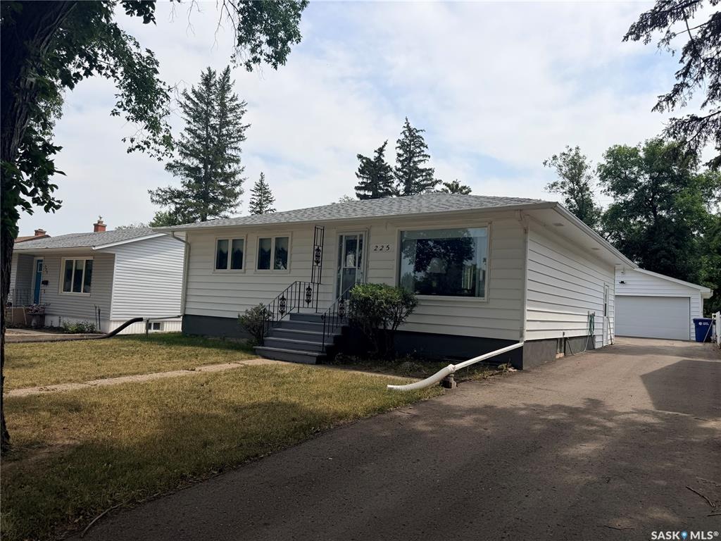 225 Dominion Road, SK044149, Saskatchewan,