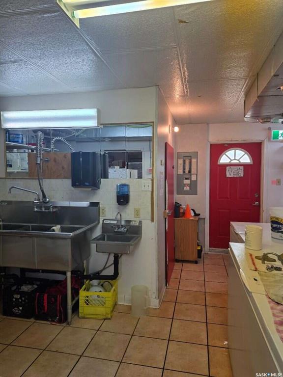 Third View of 925 5th Avenue W, Shaunavon, Saskatchewan, S0N 2M0