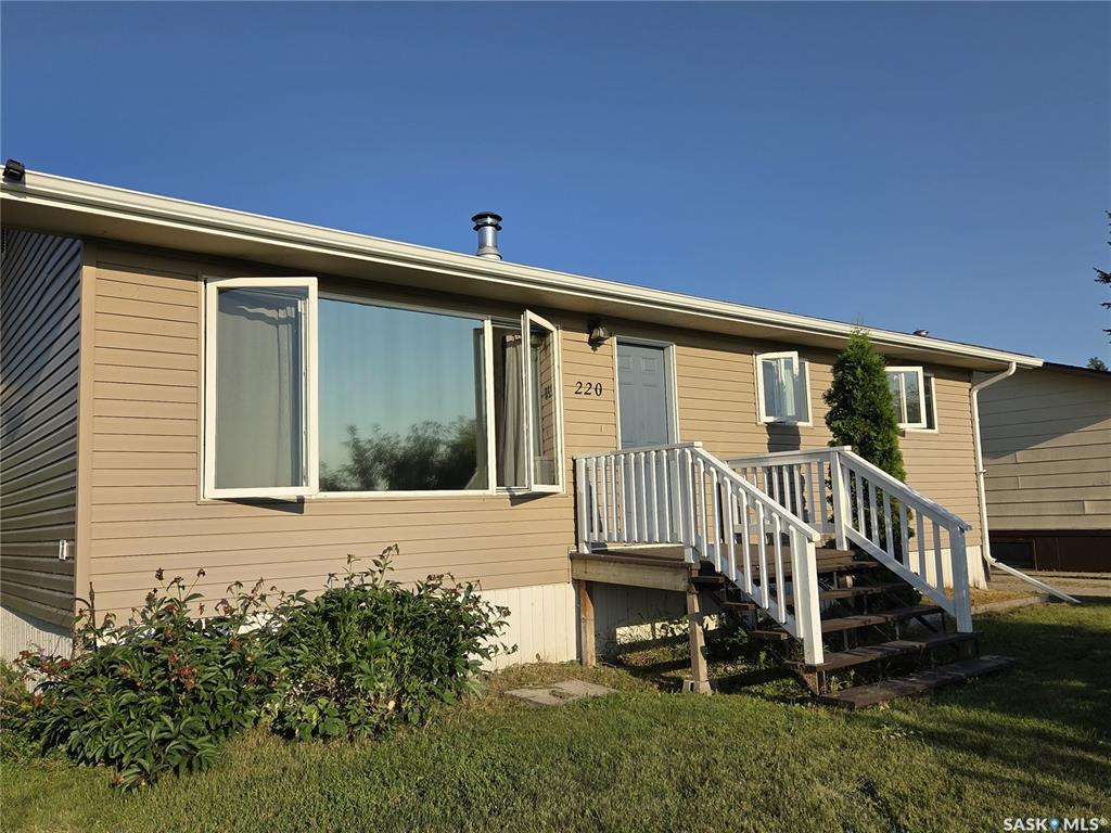 220 4th Street Nw, SK044172, Saskatchewan,