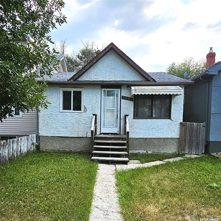 MLS® listing #SK044179 for sale located at 2027 Montreal Street
