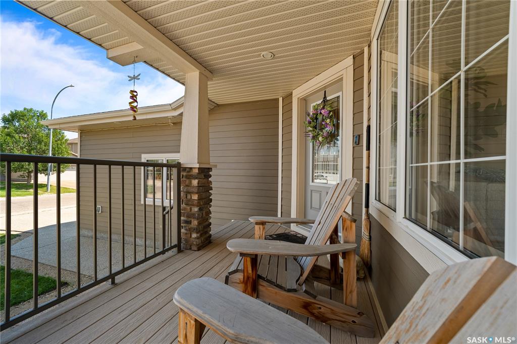 Fifth View of 218 Brookview Drive, Fairways West, Regina, Saskatchewan, S4Y 0B2