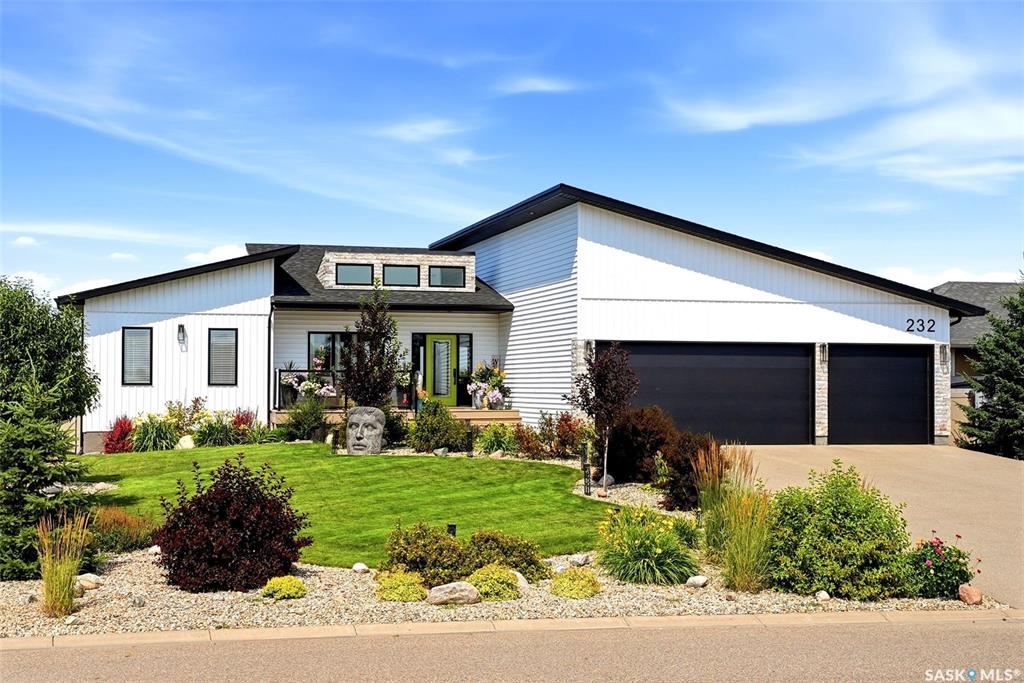 MLS® listing #SK044185 for sale located at 232 Edgewood Drive