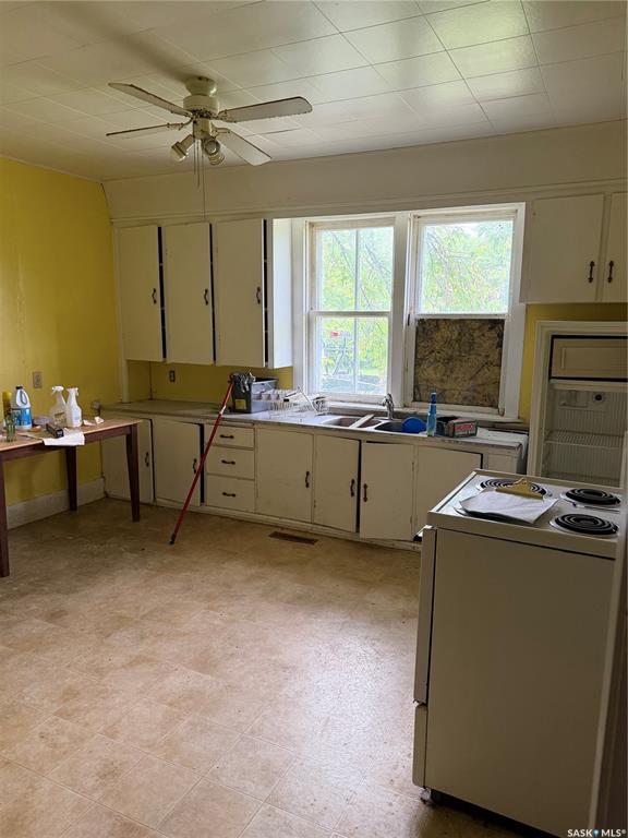 Third View of 301 Elizabeth Street, Stockholm, Saskatchewan, S0A 3Y0