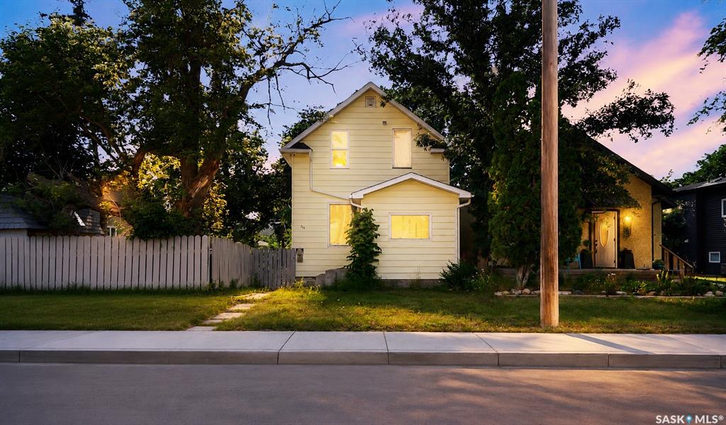 713 L Avenue S, SK044238, Saskatchewan,