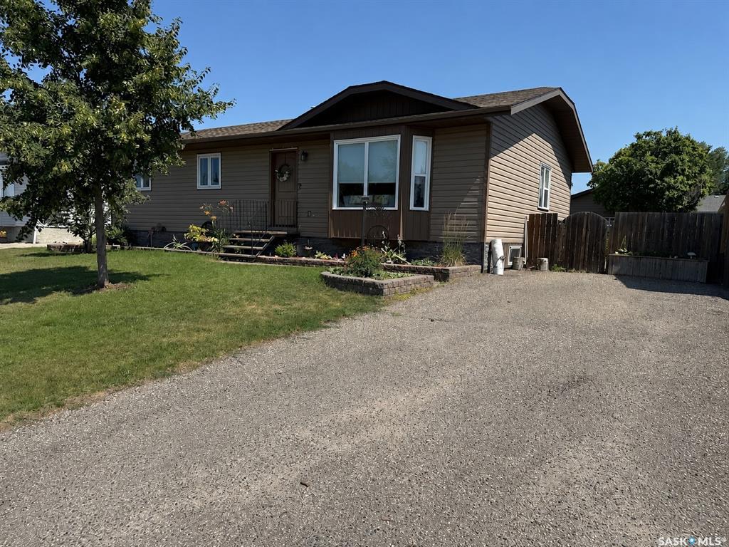 Second View of 207 Maple Street, Outlook, Saskatchewan, S0L 2N0