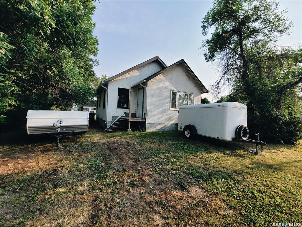 Main View of 138 5th Avenue Sw, Eston, Saskatchewan, S0L 1A0