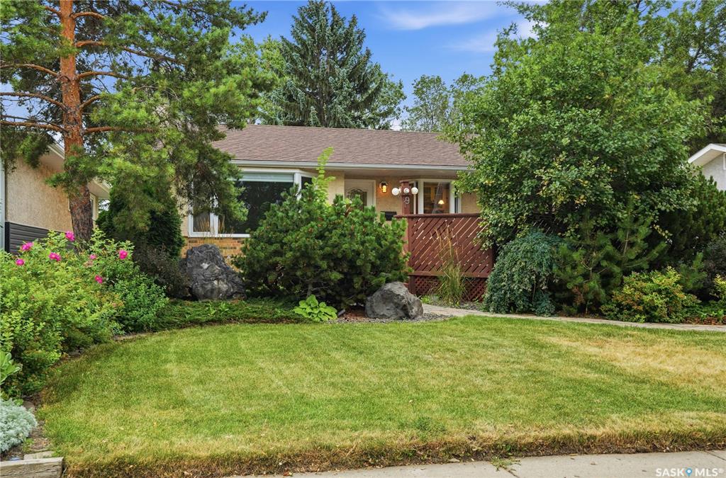 Third View of 19 Thomson Avenue, Glencairn, Regina, Saskatchewan, S4N 0K1