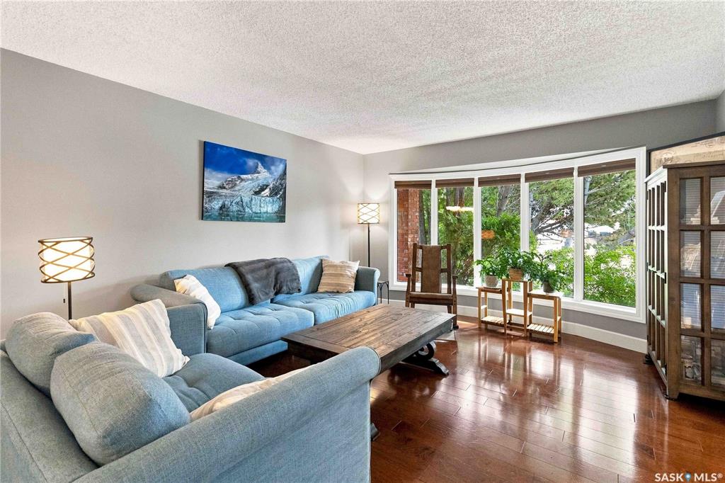 Fifth View of 515 Emerald Place, Lakeridge SA, Saskatoon, Saskatchewan, S7J 4E4