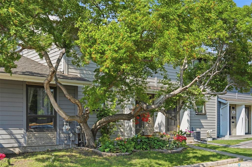 Third View of 2703 Spadina Crescent E #402, River Heights SA, Saskatoon, Saskatchewan, S7K 6P8