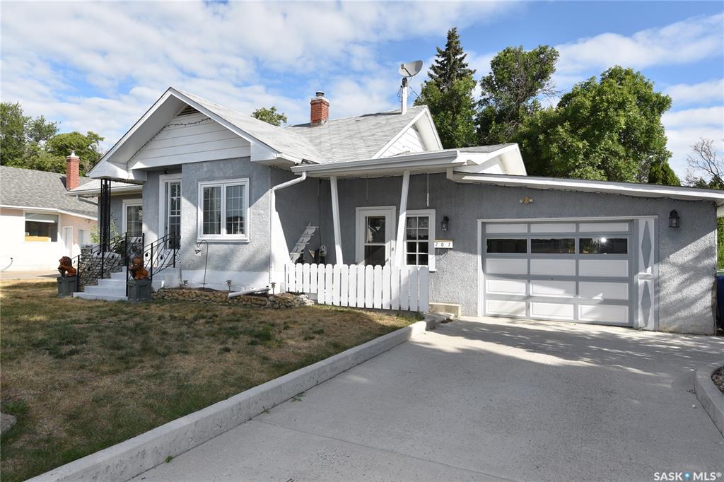 207 Pine Avenue, SK044431, Saskatchewan,